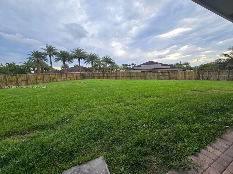 На продажу: $985,000 (3 спален, 2 ванн, 2275 Квадратных фут)