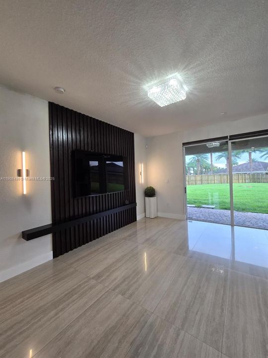 На продажу: $985,000 (3 спален, 2 ванн, 2275 Квадратных фут)