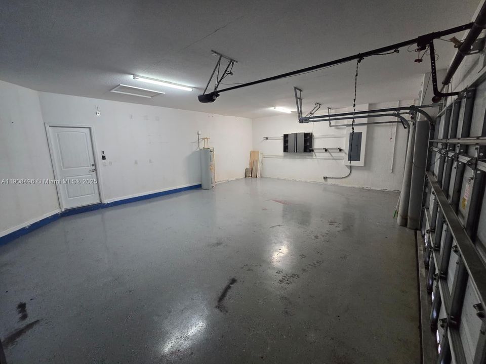 На продажу: $985,000 (3 спален, 2 ванн, 2275 Квадратных фут)