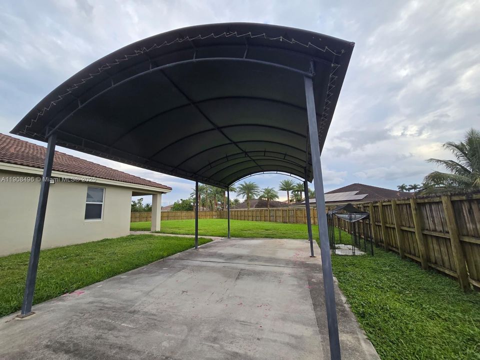 На продажу: $985,000 (3 спален, 2 ванн, 2275 Квадратных фут)