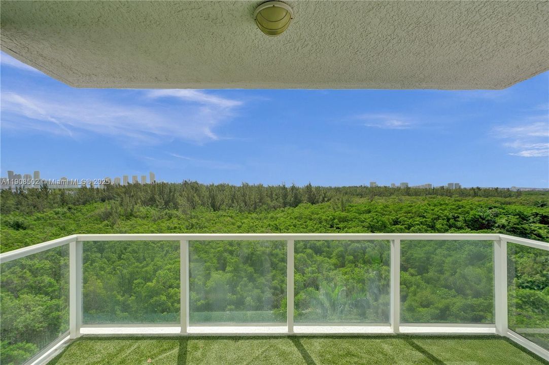 合同活跃: $3,500 (3 贝兹, 3 浴室, 1801 平方英尺)