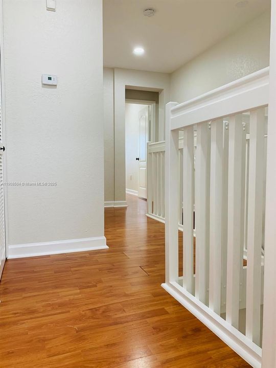 Active With Contract: $2,299 (2 beds, 2 baths, 1030 Square Feet)