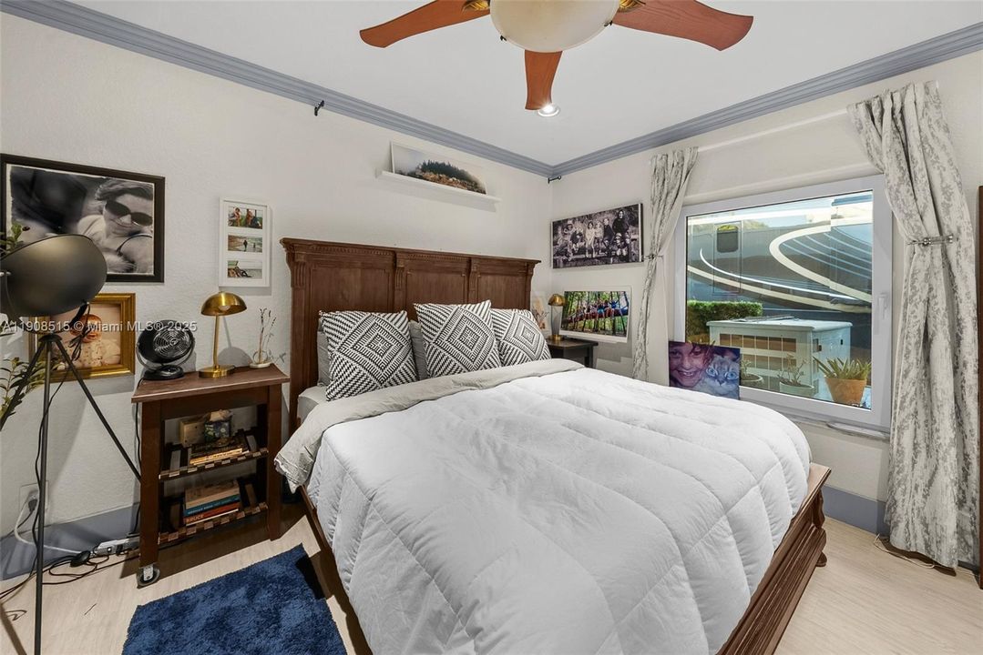 For Sale: $2,150,000 (4 beds, 3 baths, 3560 Square Feet)