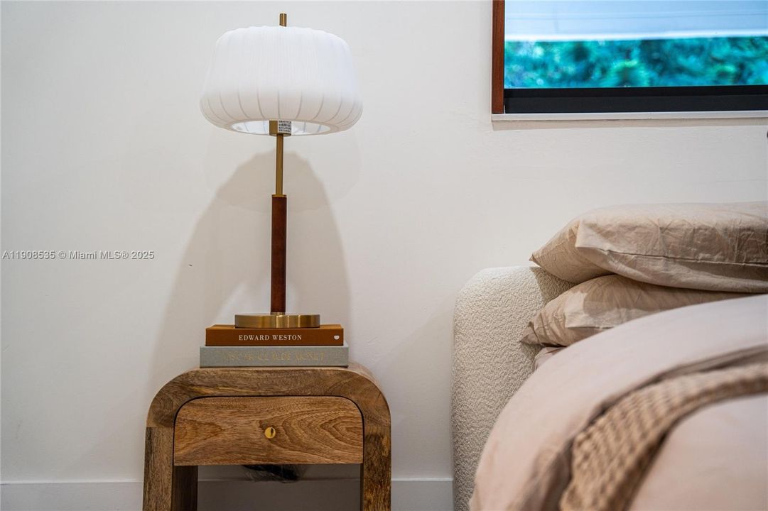 待售: $1,490,000 (4 贝兹, 3 浴室, 2020 平方英尺)