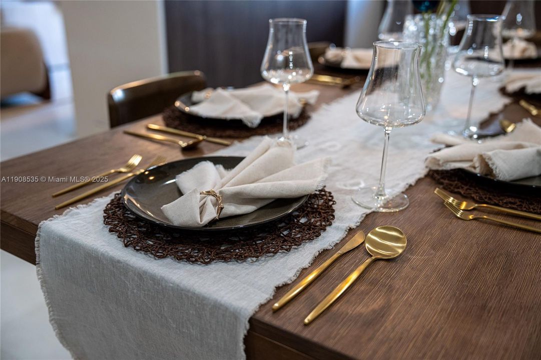 待售: $1,490,000 (4 贝兹, 3 浴室, 2020 平方英尺)