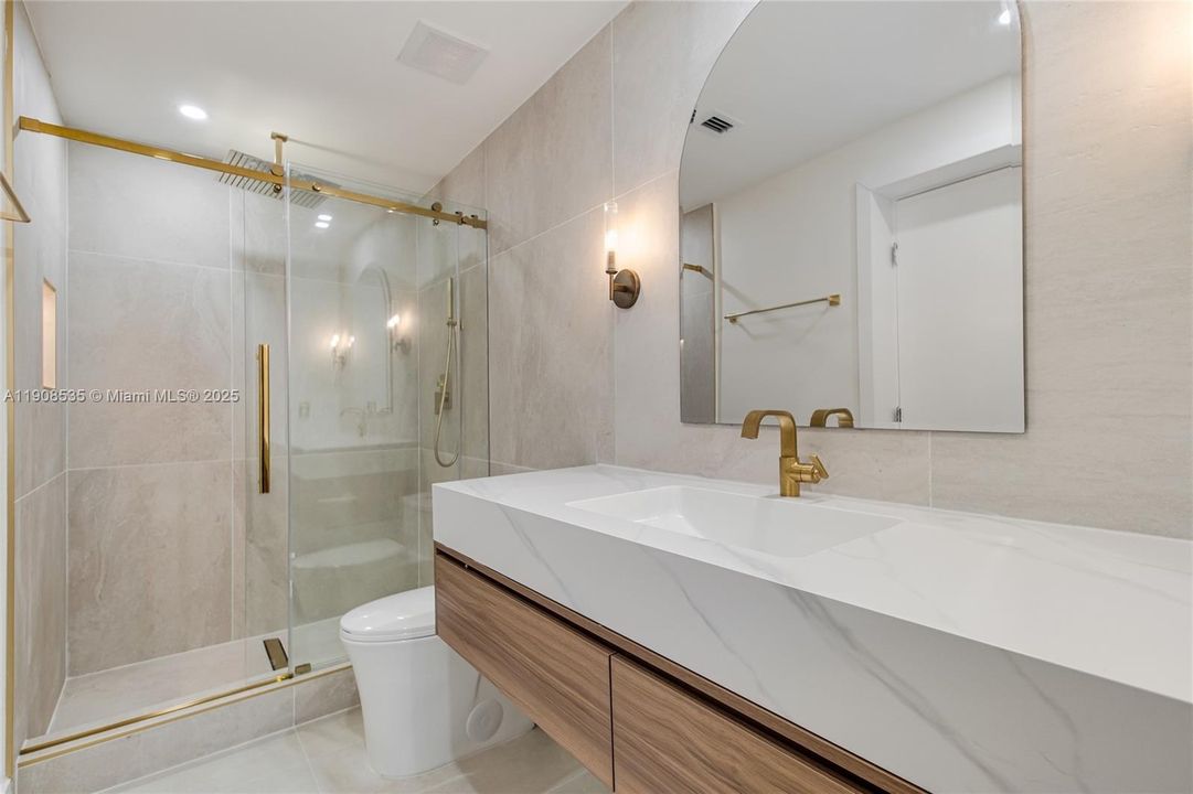 待售: $1,490,000 (4 贝兹, 3 浴室, 2020 平方英尺)