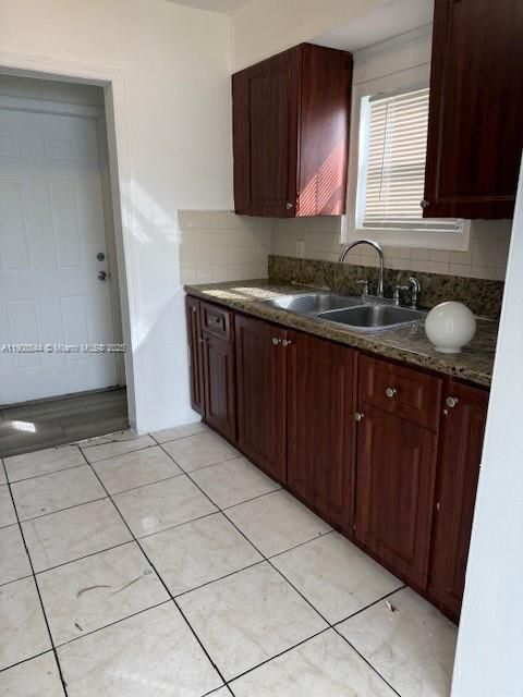 Active With Contract: $2,250 (3 beds, 2 baths, 0 Square Feet)