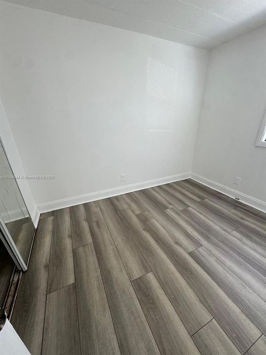 Active With Contract: $2,250 (3 beds, 2 baths, 0 Square Feet)