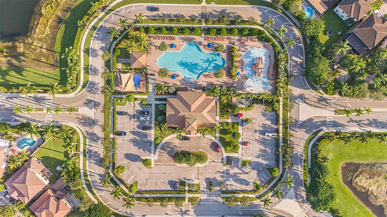 Active With Contract: $375,000 (3 beds, 2 baths, 1408 Square Feet)