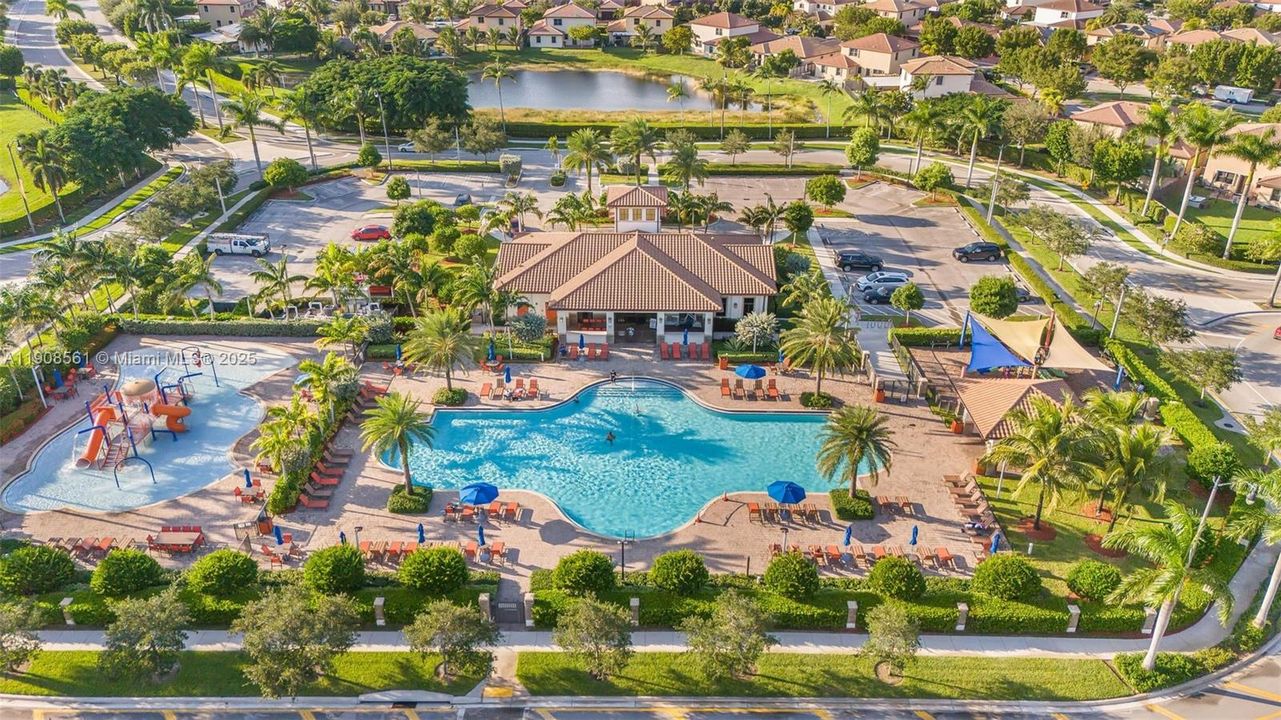 Active With Contract: $375,000 (3 beds, 2 baths, 1408 Square Feet)