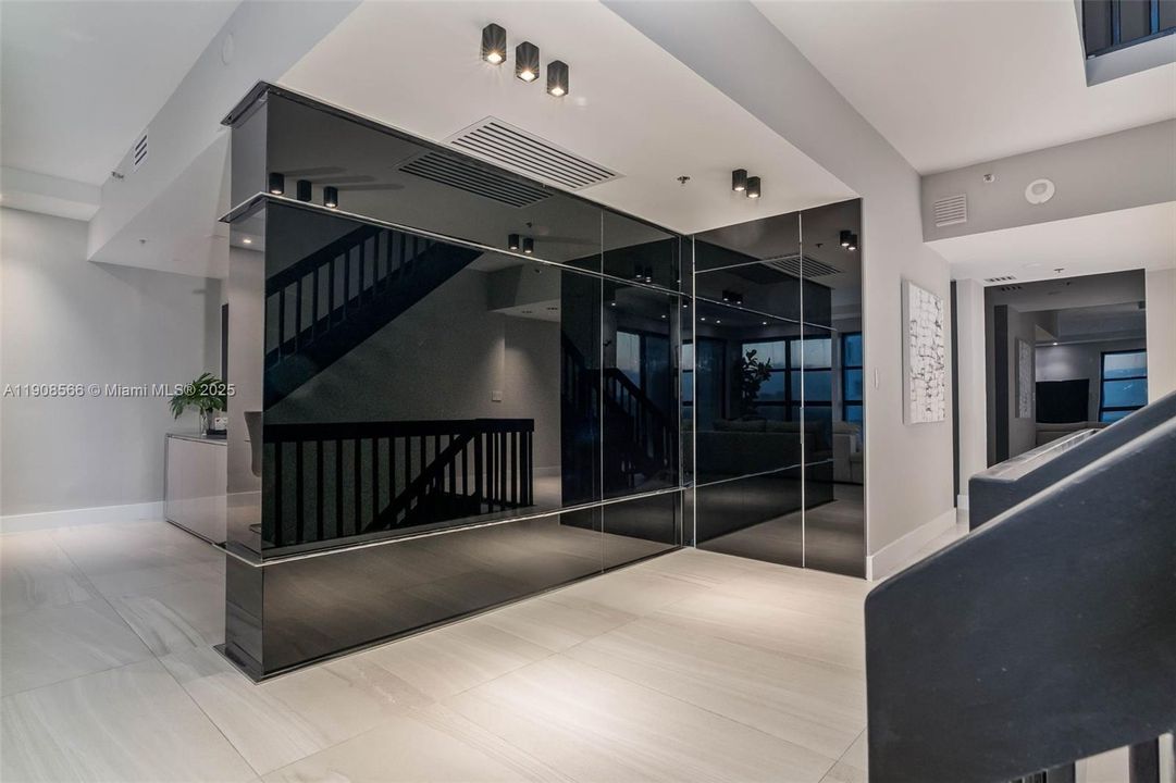 В аренду: $13,900 (4 спален, 3 ванн, 3543 Квадратных фут)