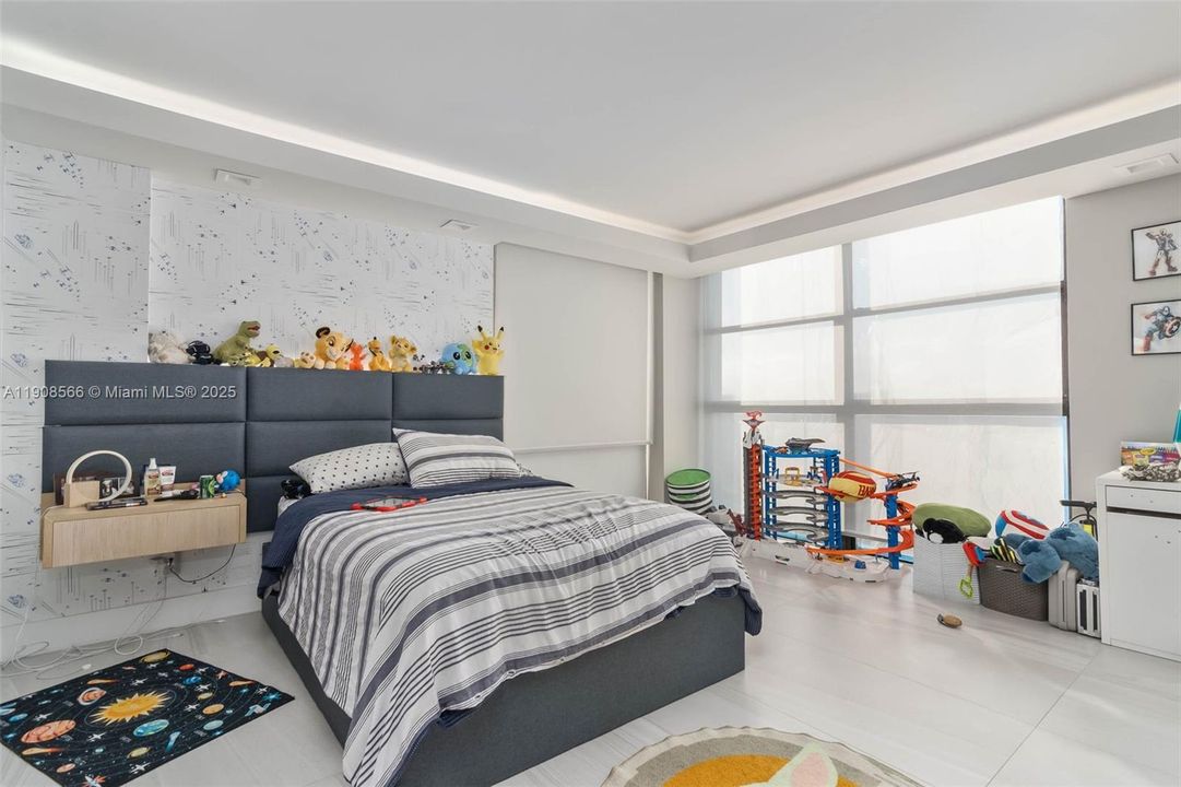 В аренду: $13,900 (4 спален, 3 ванн, 3543 Квадратных фут)