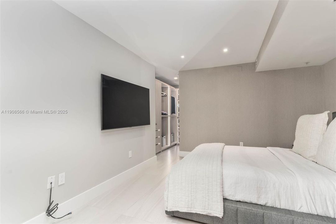 В аренду: $13,900 (4 спален, 3 ванн, 3543 Квадратных фут)