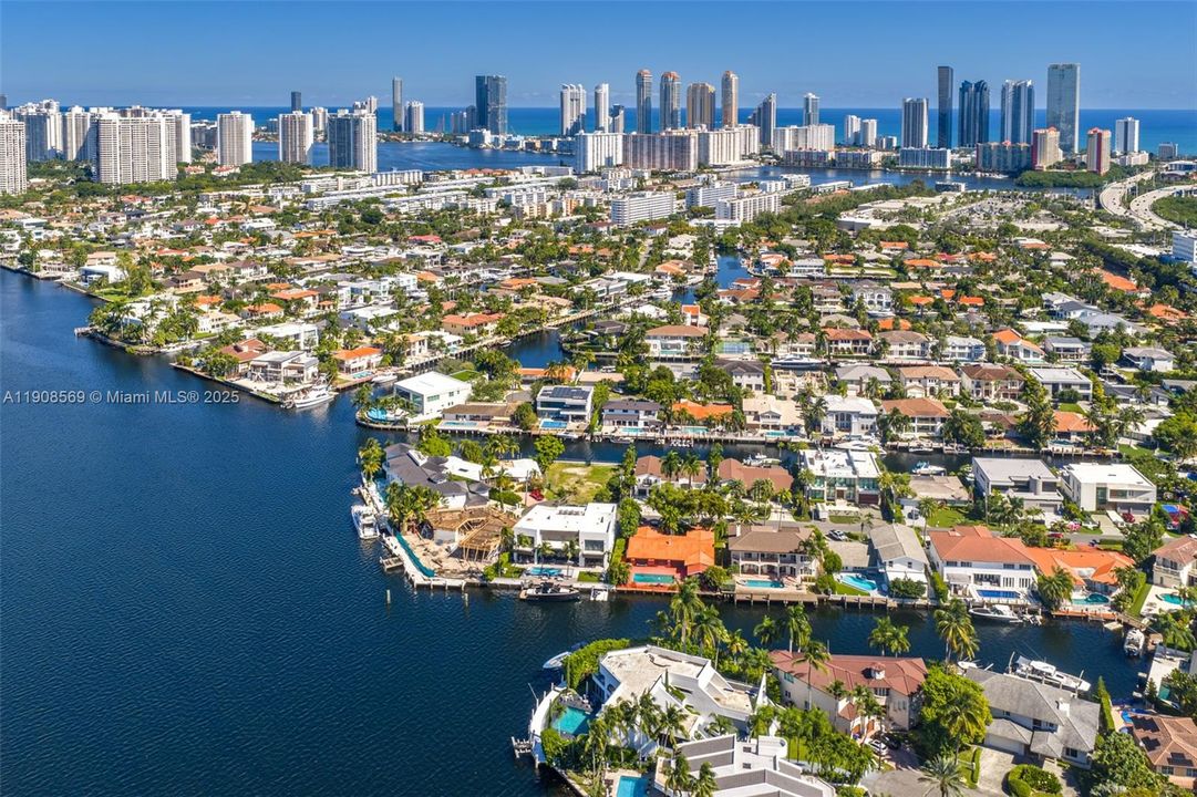 For Sale: $16,900,000 (5 beds, 5 baths, 5347 Square Feet)