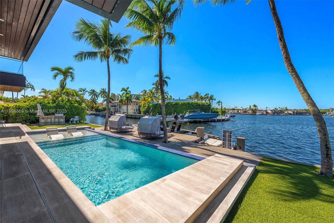 For Sale: $16,900,000 (5 beds, 5 baths, 5347 Square Feet)