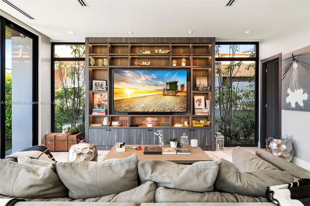 For Sale: $16,900,000 (5 beds, 5 baths, 5347 Square Feet)