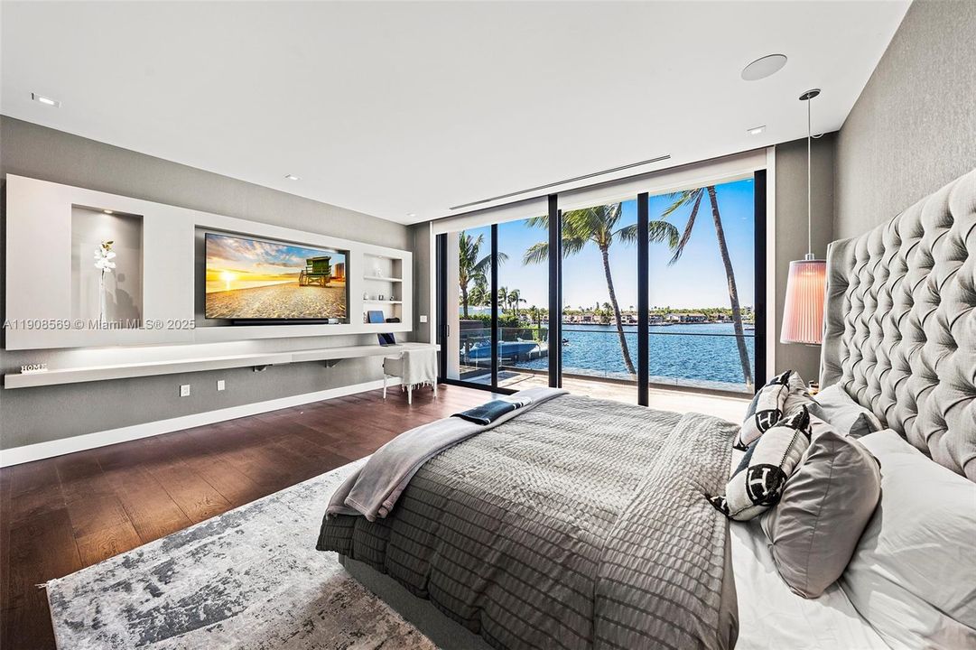 For Sale: $16,900,000 (5 beds, 5 baths, 5347 Square Feet)