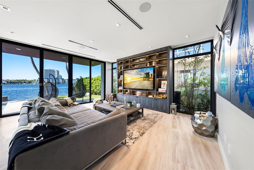 For Sale: $16,900,000 (5 beds, 5 baths, 5347 Square Feet)