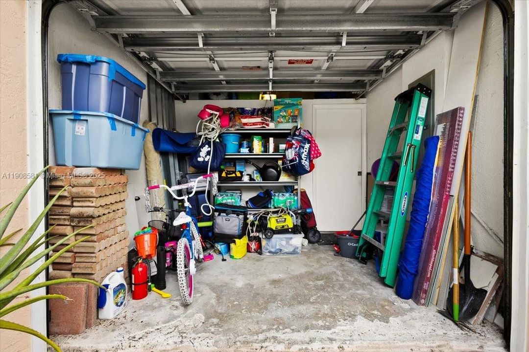 Active With Contract: $443,500 (3 beds, 2 baths, 1444 Square Feet)