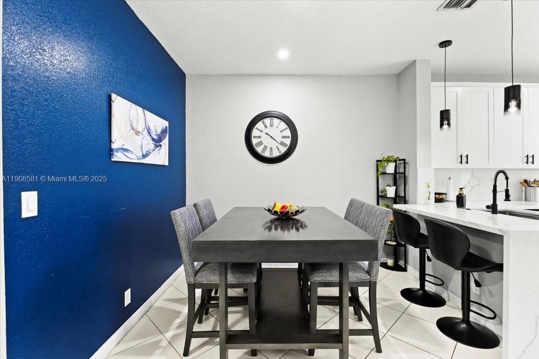 Active With Contract: $443,500 (3 beds, 2 baths, 1444 Square Feet)