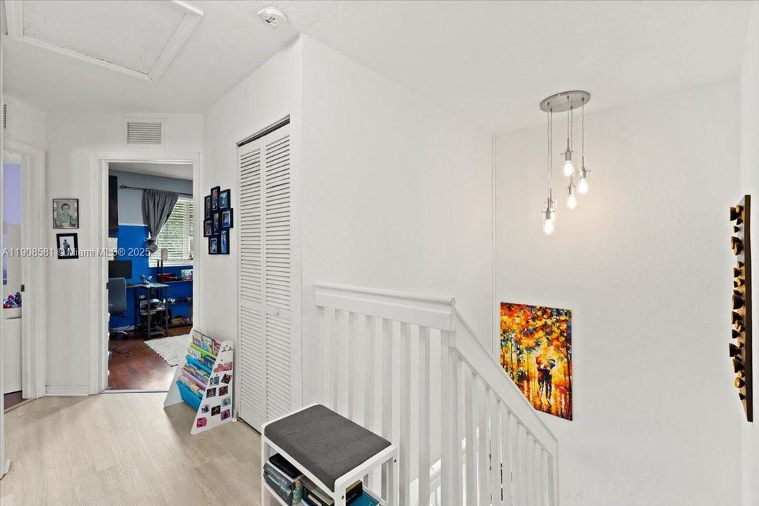 Active With Contract: $443,500 (3 beds, 2 baths, 1444 Square Feet)