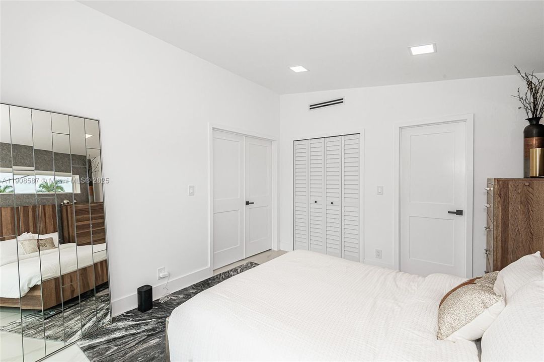 For Sale: $1,349,900 (3 beds, 2 baths, 0 Square Feet)