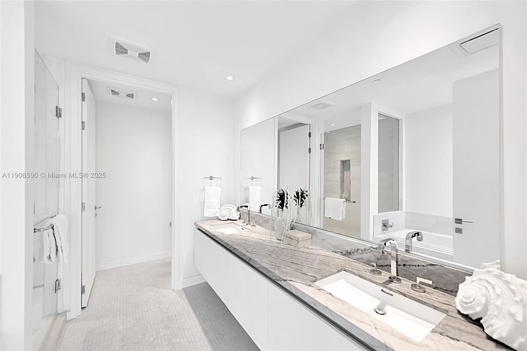 Active With Contract: $12,000 (2 beds, 2 baths, 1910 Square Feet)