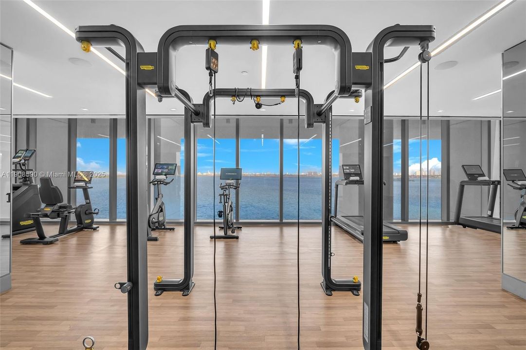 Active With Contract: $12,000 (2 beds, 2 baths, 1910 Square Feet)