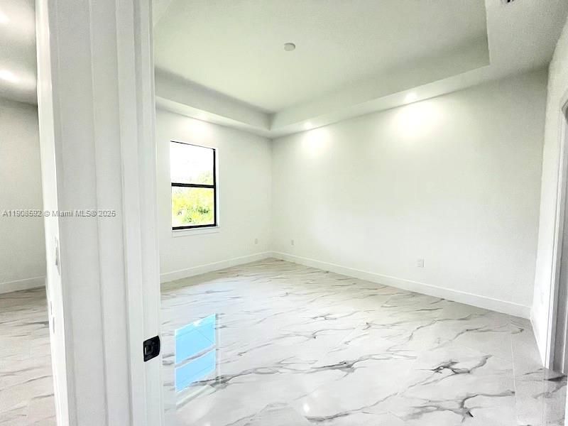 Recently Rented: $2,200 (3 beds, 2 baths, 1776 Square Feet)