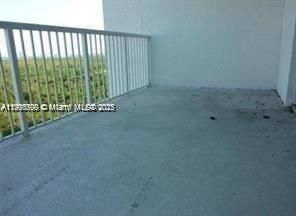 Active With Contract: $419,500 (2 beds, 2 baths, 1763 Square Feet)