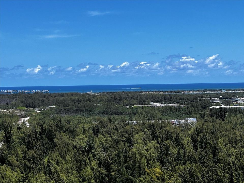 Active With Contract: $419,500 (2 beds, 2 baths, 1763 Square Feet)