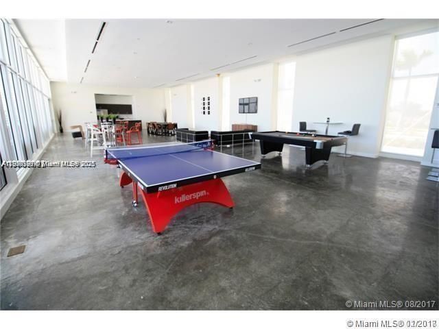 Active With Contract: $419,500 (2 beds, 2 baths, 1763 Square Feet)