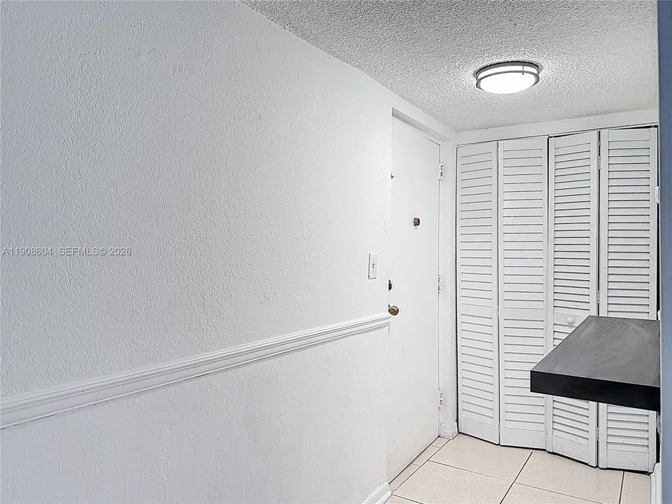 待售: $279,900 (3 贝兹, 2 浴室, 1130 平方英尺)