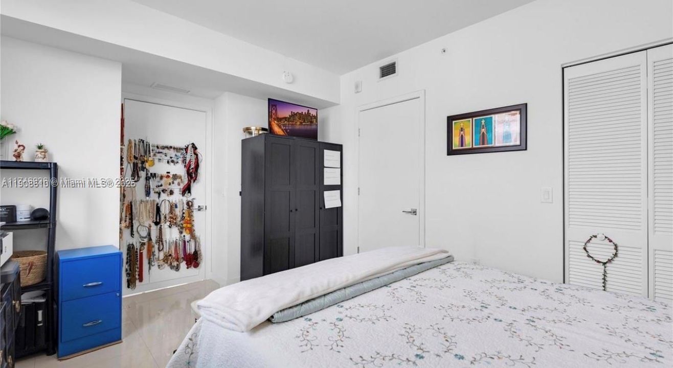 Недавно арендовано: $2,300 (1 спален, 1 ванн, 0 Квадратных фут)