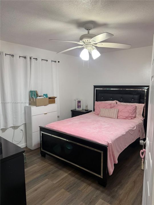 For Rent: $1,750 (2 beds, 2 baths, 822 Square Feet)