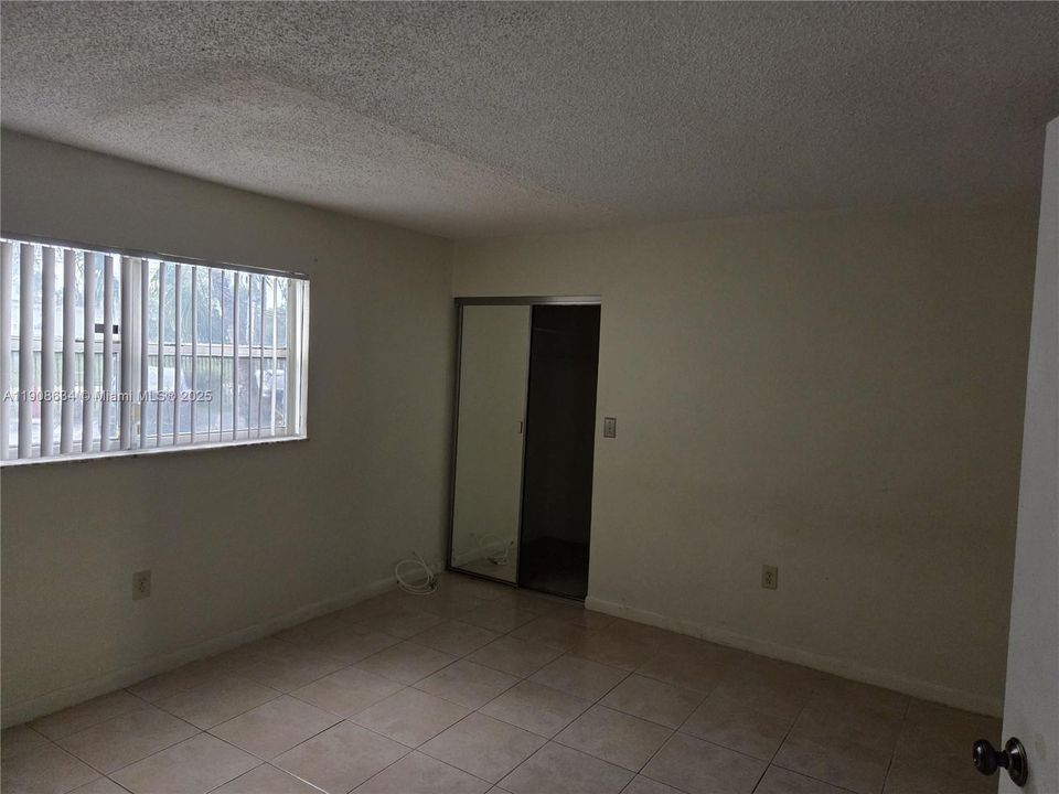 Activo con contrato: $1,675 (1 camas, 1 baños, 640 Pies cuadrados)