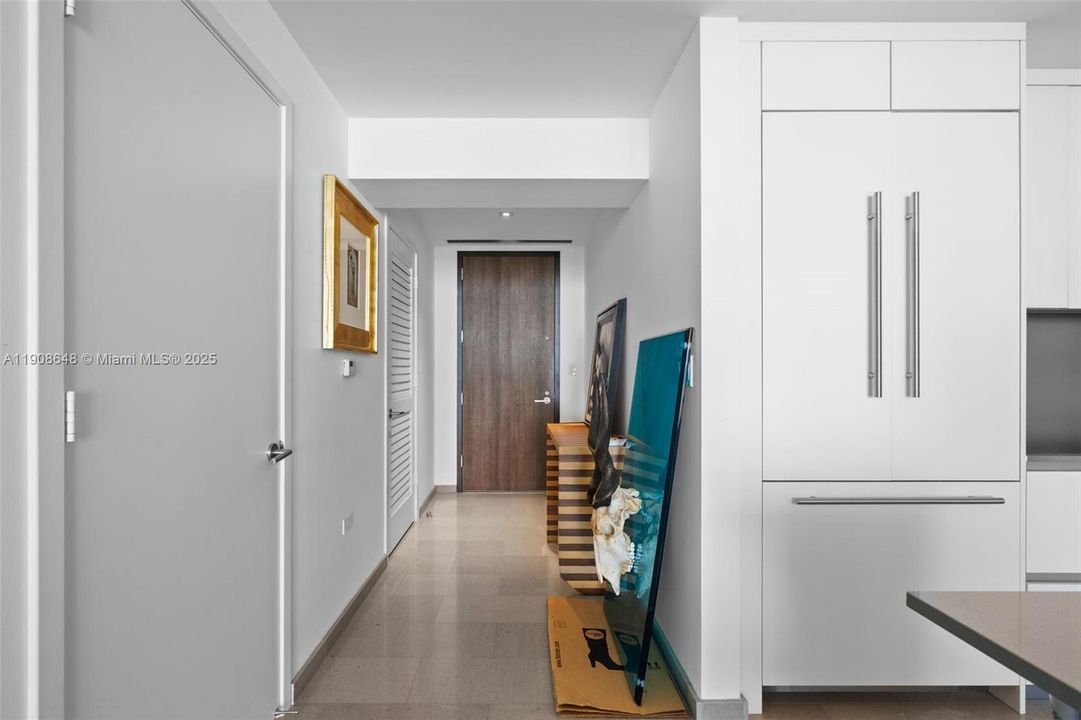 En Venta: $710,000 (1 camas, 1 baños, 879 Pies cuadrados)