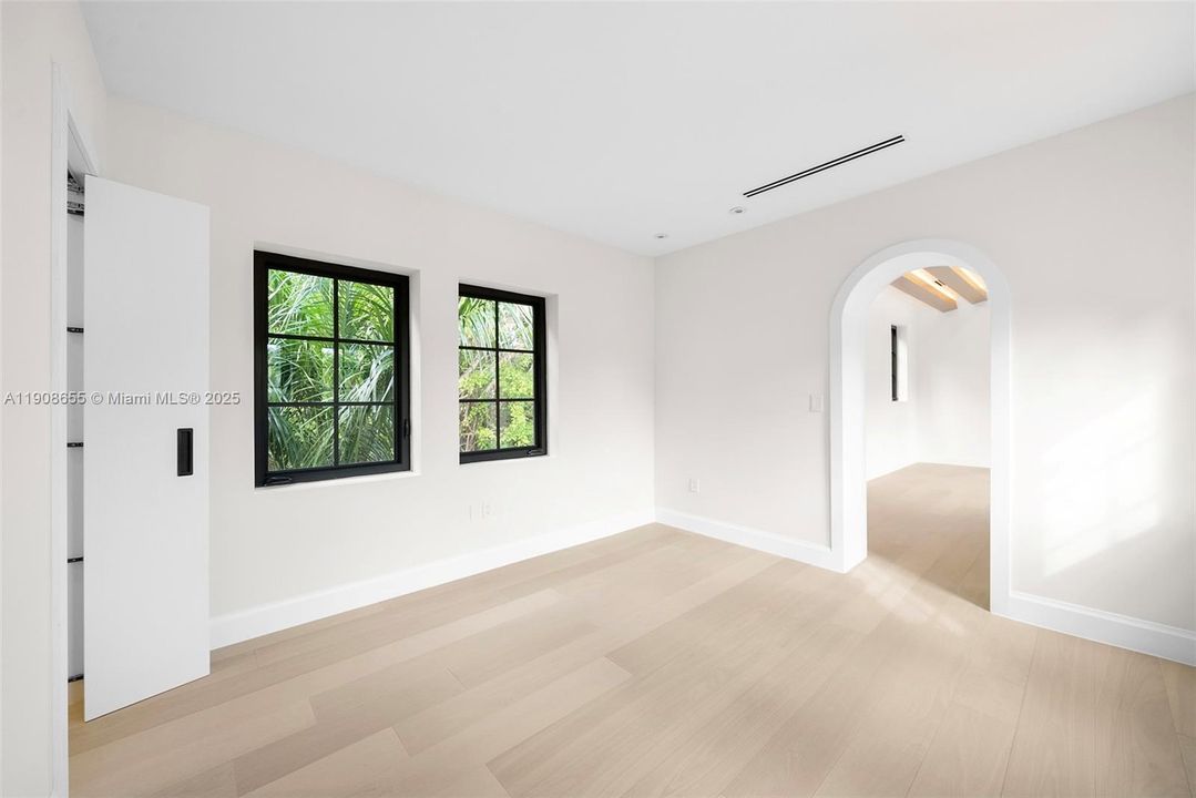 For Sale: $7,999,000 (7 beds, 6 baths, 0 Square Feet)