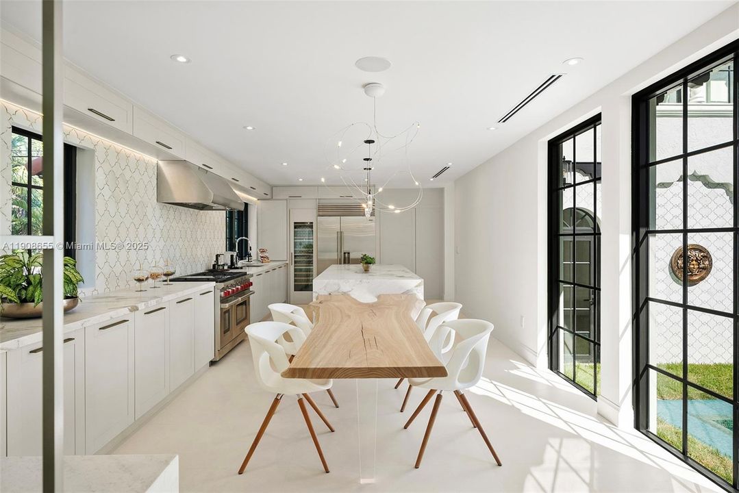 For Sale: $7,999,000 (7 beds, 6 baths, 0 Square Feet)