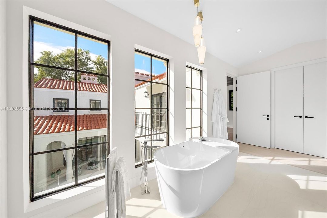 For Sale: $7,999,000 (7 beds, 6 baths, 0 Square Feet)