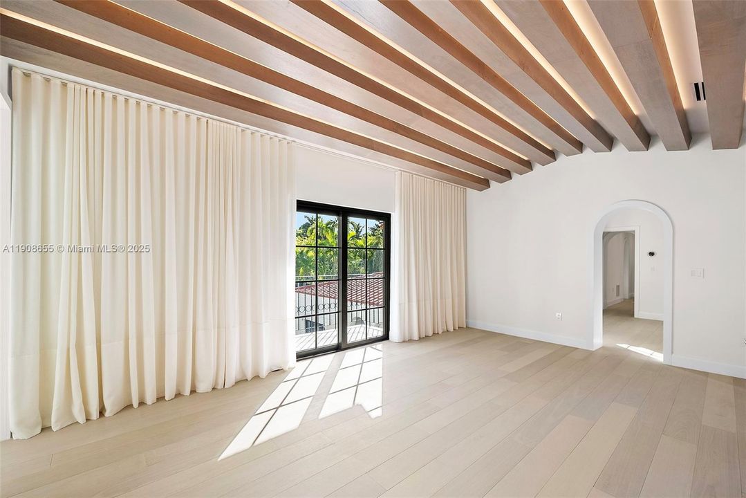 For Sale: $7,999,000 (7 beds, 6 baths, 0 Square Feet)