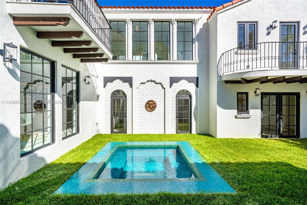 For Sale: $7,999,000 (7 beds, 6 baths, 0 Square Feet)