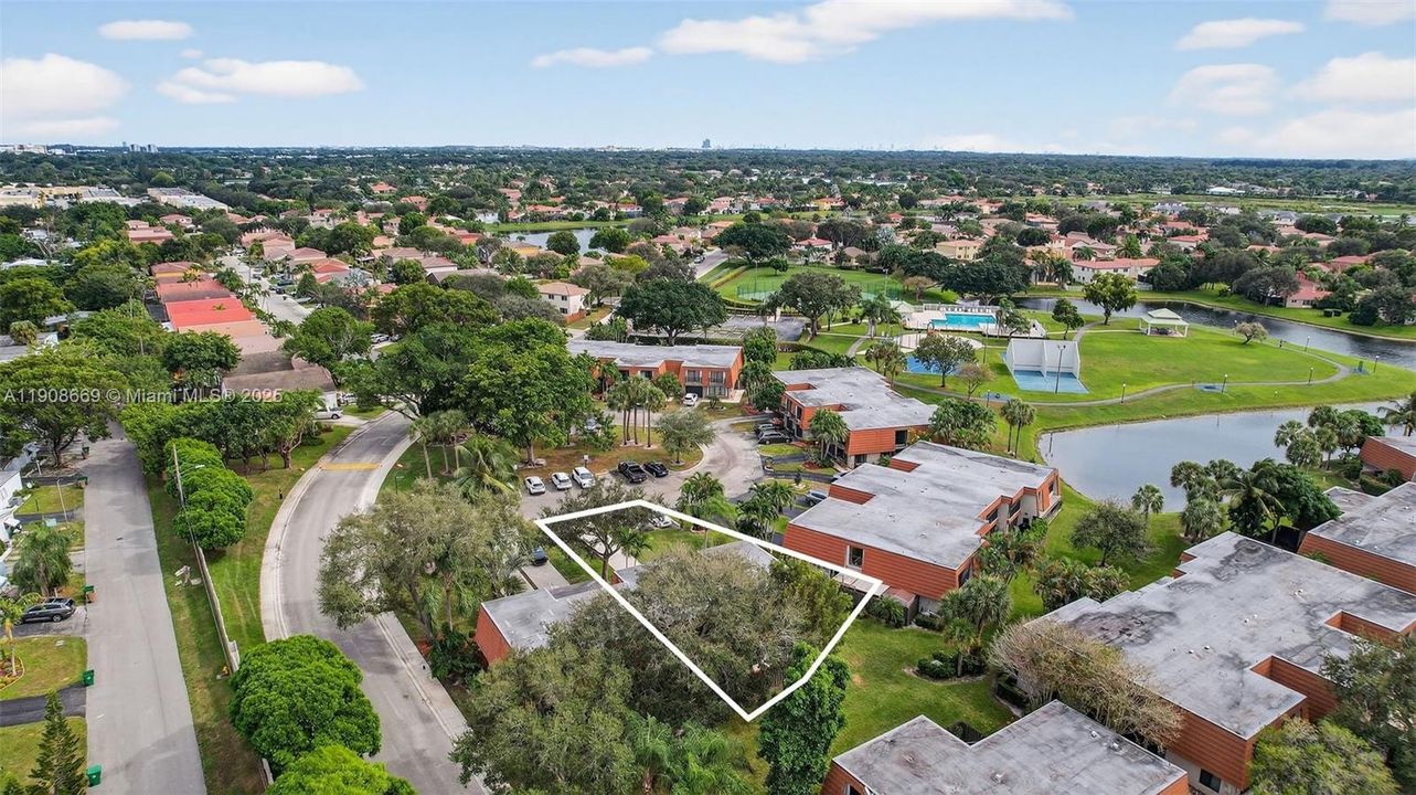 For Sale: $499,900 (3 beds, 2 baths, 1648 Square Feet)