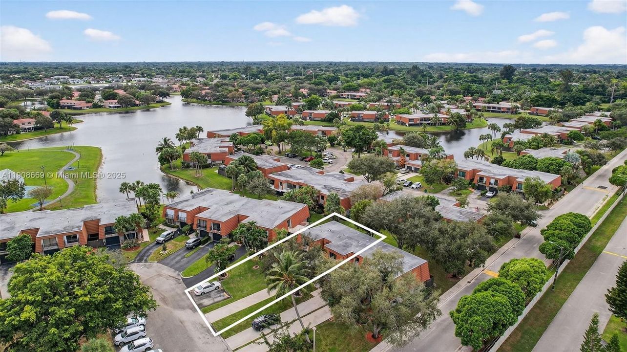 For Sale: $499,900 (3 beds, 2 baths, 1648 Square Feet)