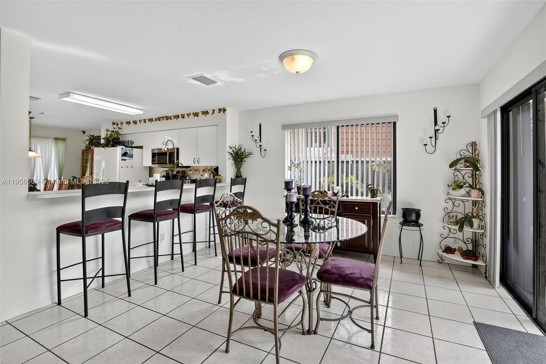 For Sale: $499,900 (3 beds, 2 baths, 1648 Square Feet)