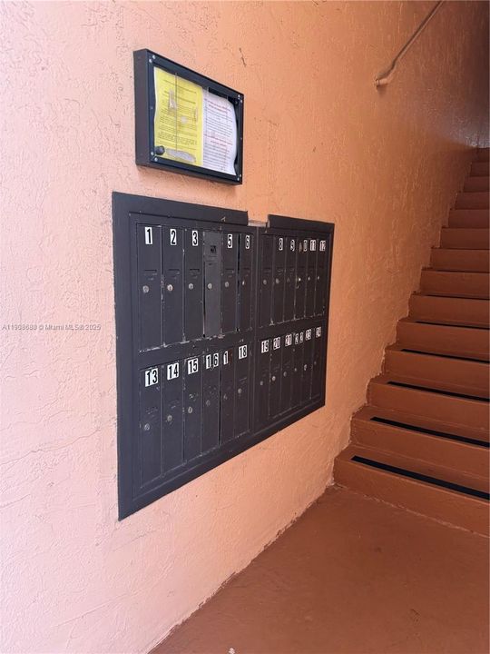 Activo con contrato: $2,500 (2 camas, 1 baños, 816 Pies cuadrados)