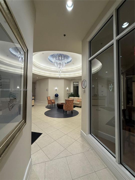 Недавно арендовано: $2,150 (1 спален, 1 ванн, 815 Квадратных фут)