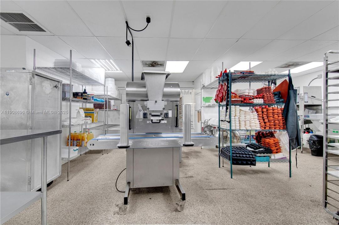 待售: $200,000 (0 贝兹, 0 浴室, 0 平方英尺)