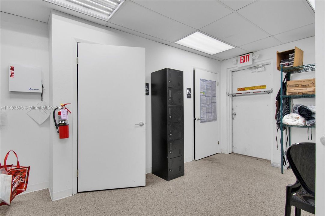 待售: $200,000 (0 贝兹, 0 浴室, 0 平方英尺)