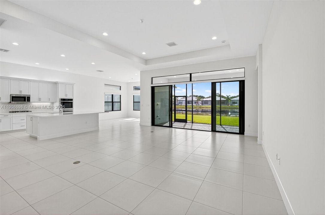 For Sale: $1,750,000 (3 beds, 3 baths, 3024 Square Feet)